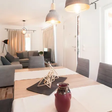 Holiday home Bill & Eva's Precious Jewel Pyrgadikia